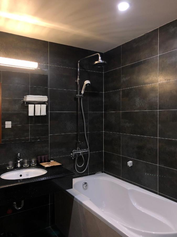 האנוי Moc Hoang Hotel מראה חיצוני תמונה