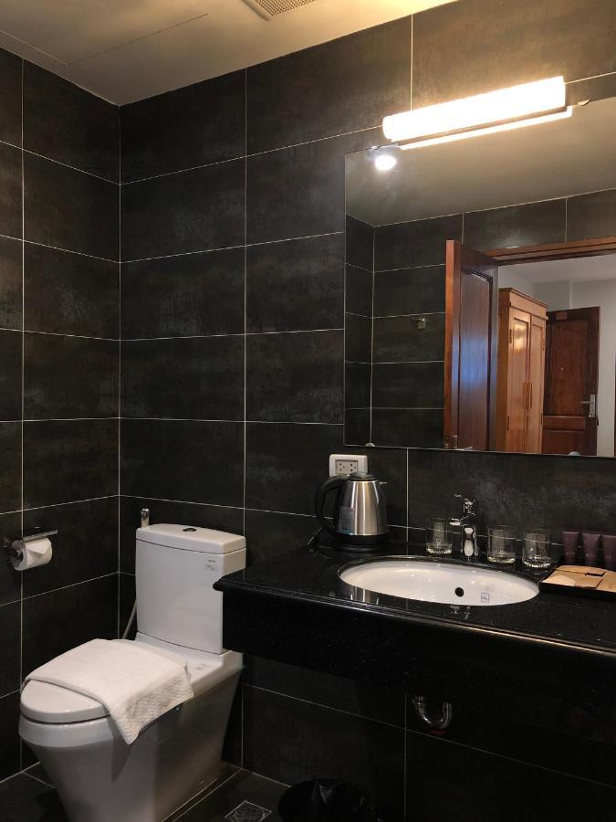 האנוי Moc Hoang Hotel מראה חיצוני תמונה